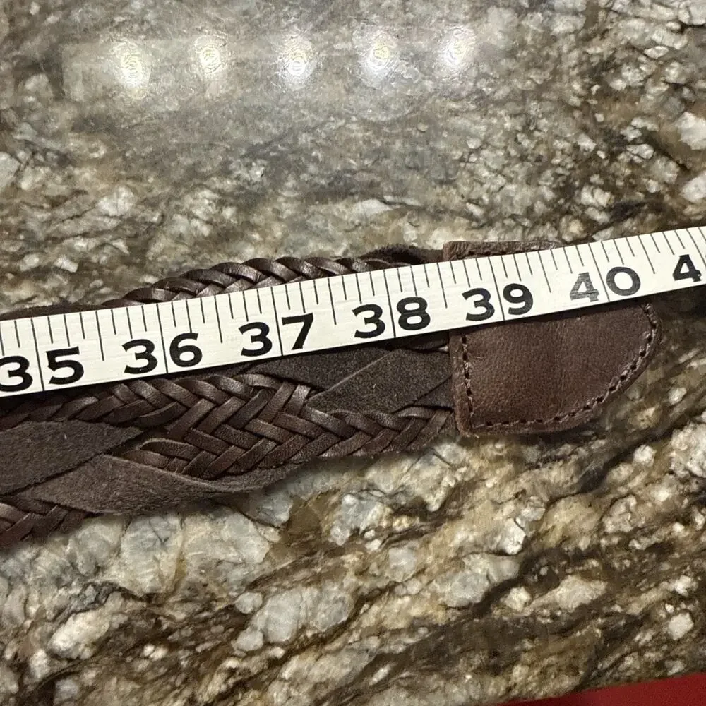 Linea Pelle Women’s brown braided leather belt Size Small G Leather